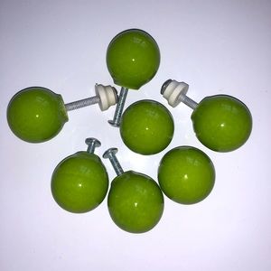 7 green ceramic knobs
